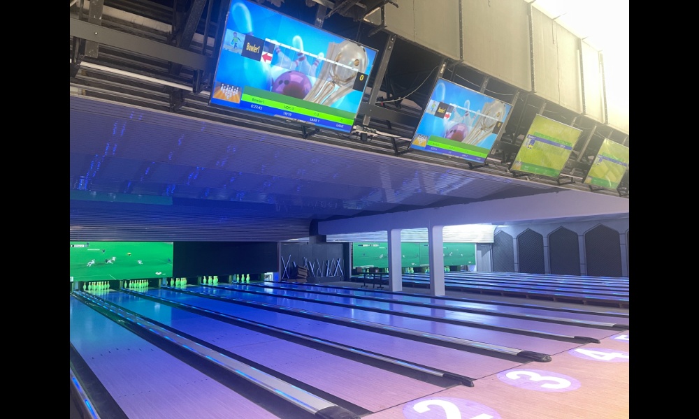 bowling alley lane length