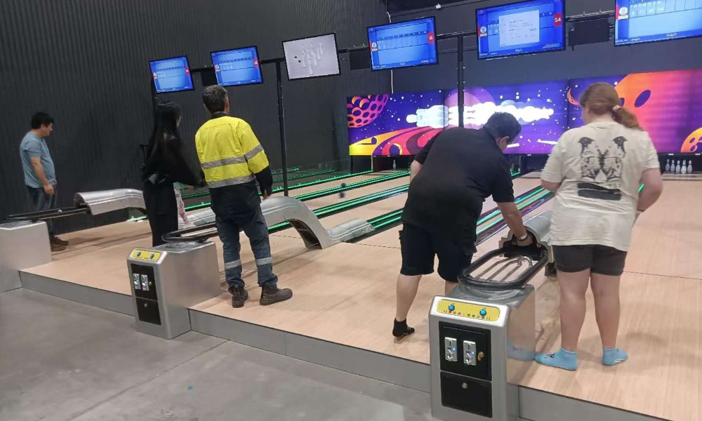 mini bowling equipment 