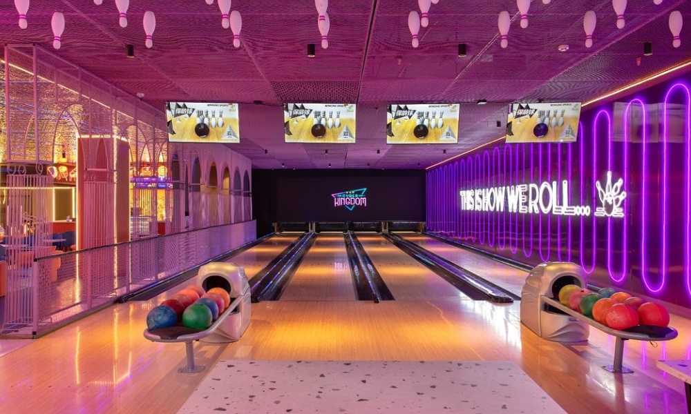 indian bowling equipment