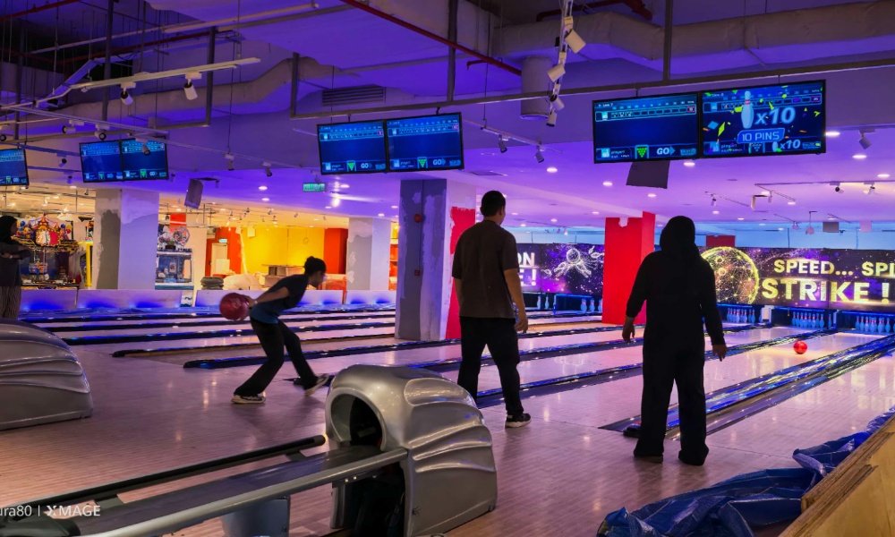 8 lanes string bowling equipment project Malaysia entertainment center